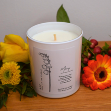 Load image into Gallery viewer, Personalised Birth Month Flower Candle