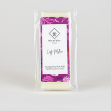 Load image into Gallery viewer, Lady Million wax melt by Wix and Wax – hand-poured soy blend with a rich, floral scent and elegant packaging, inspired by the designer fragrance.
