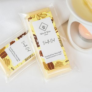 Vanilla Oud wax melt by Wix and Wax – hand-poured soy blend featuring a deep, warm vanilla and oud wood fragrance, presented in elegant, eco-friendly packaging.